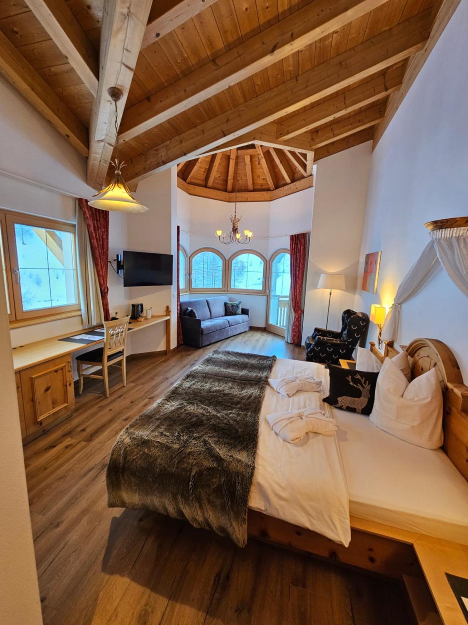 Chasa Castello Relax & Spa سامنون المظهر الخارجي الصورة