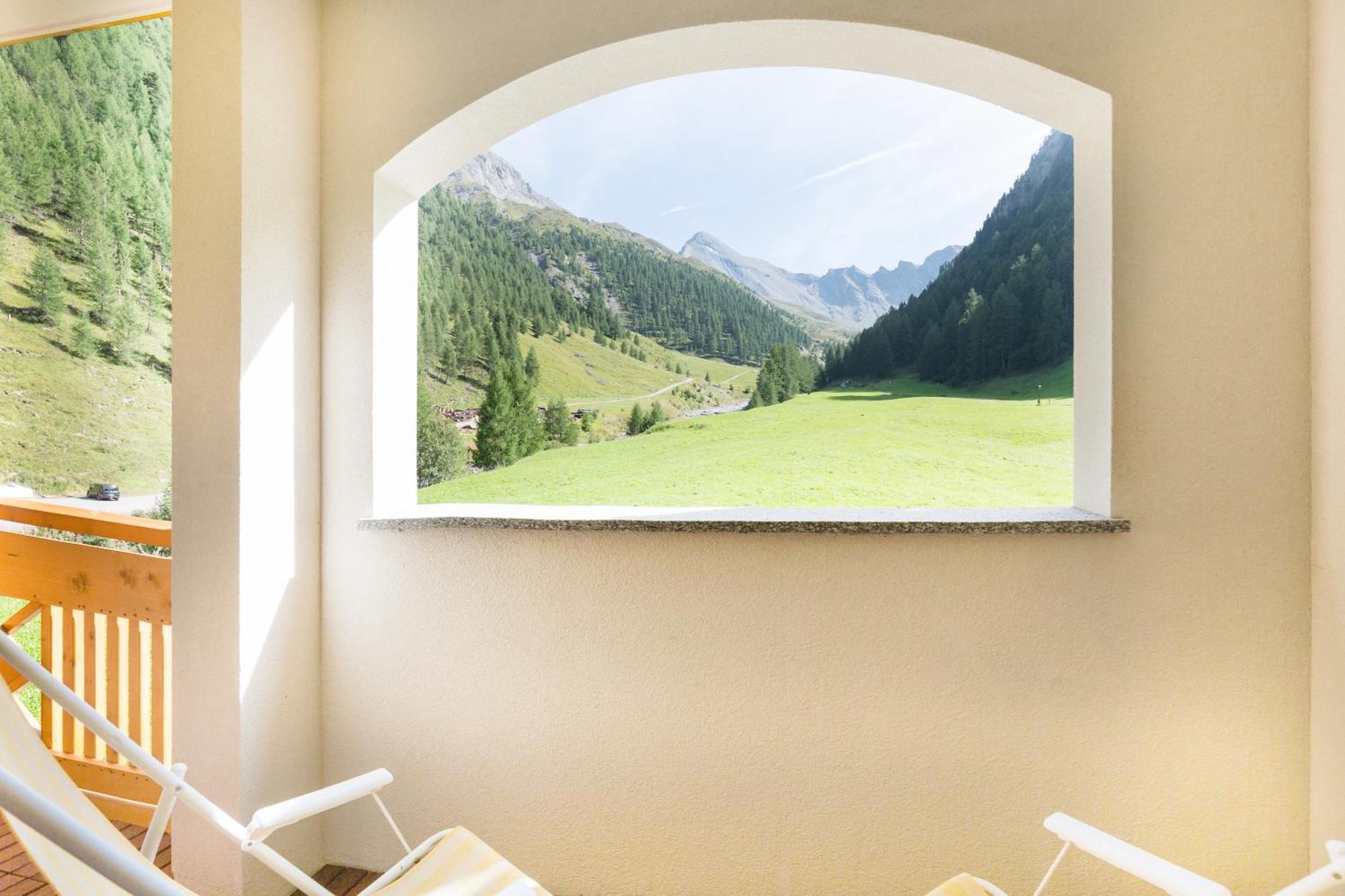Chasa Castello Relax & Spa سامنون الغرفة الصورة