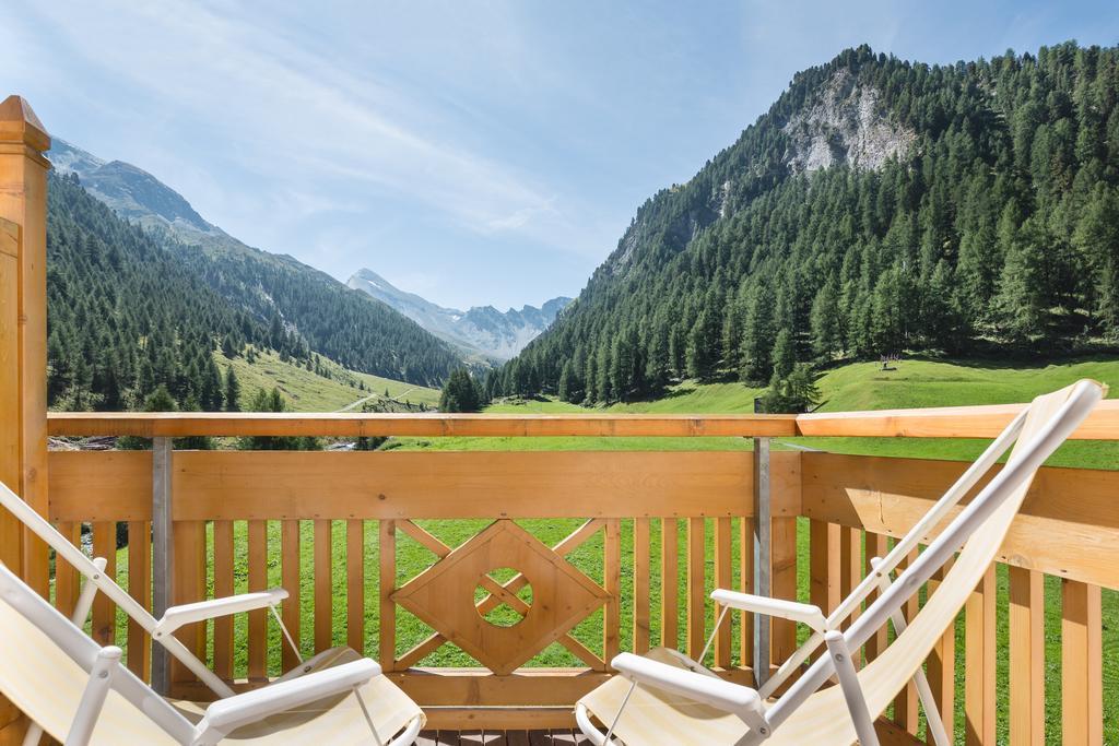 Chasa Castello Relax & Spa سامنون الغرفة الصورة